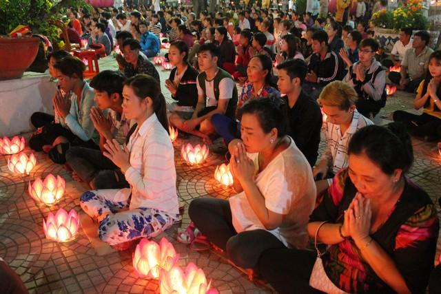 Đồng Nai: Lễ hội cúng đèn rằm tháng giêng và an vị tượng Hộ Pháp Phật Giáo Nam Tông