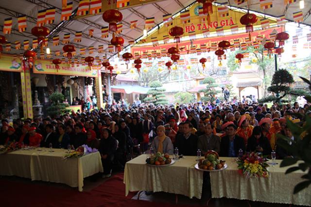 Hà Nội: Gần 2000 người người tham dự lễ Thượng nguyên chùa Tăng Phúc