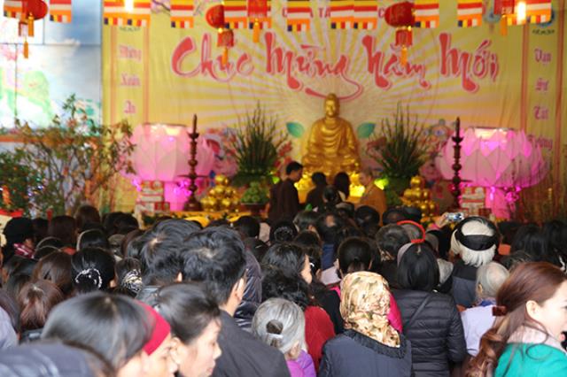 Hà Nội: Gần 2000 người người tham dự lễ Thượng nguyên chùa Tăng Phúc