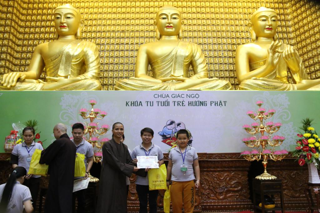 Chùa Giác Ngộ: Khóa tu ‘’Tuổi Trẻ Hướng Phật’’ lần thứ 9
