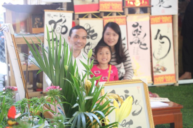 Thái Bình: Chùm ảnh không khí vui Tết xuân Đinh Dậu - chùa Từ Xuyên