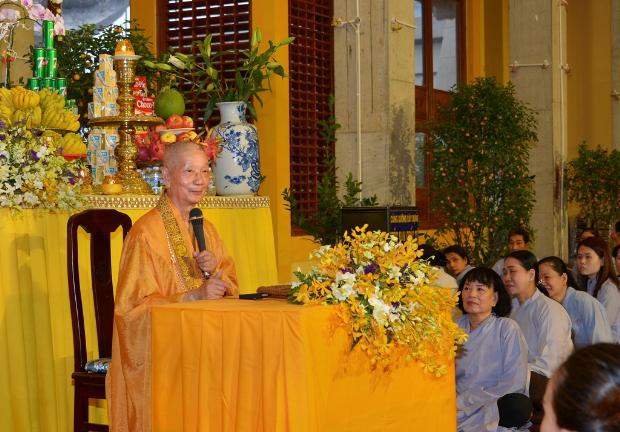 HT. Thích Trí Quảng thuyết giảng tại Việt Nam Quốc Tự