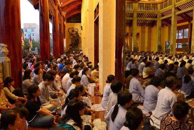 HT. Thích Trí Quảng thuyết giảng tại Việt Nam Quốc Tự