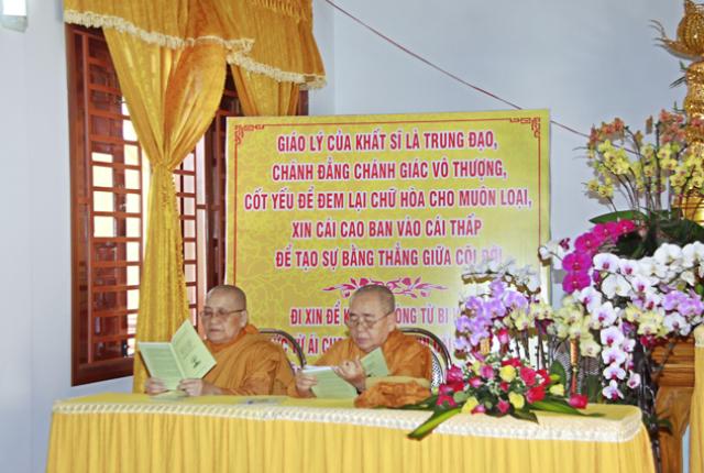 Sinh Hoạt Ngày Đầu Khoá Tu Ni Giới Khất Sĩ Lần Thứ 26