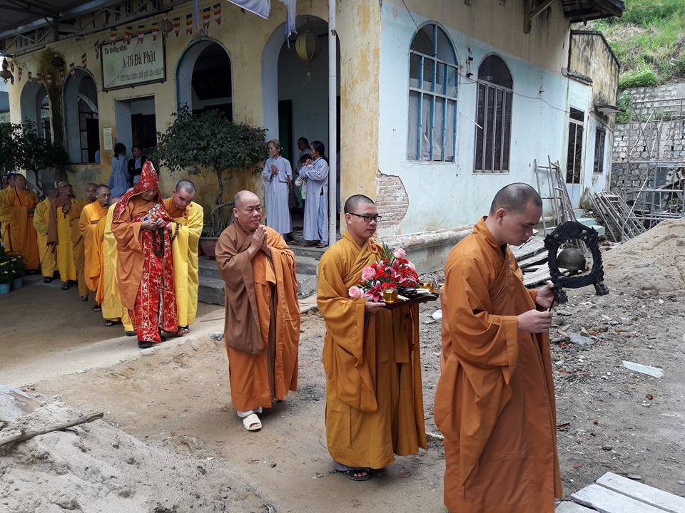 Lễ an vị tôn tượng Đức Bổn sư tại chùa Linh Sơn Pháp Ấn.