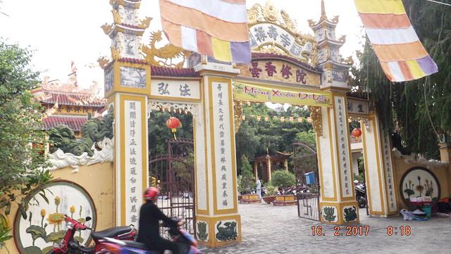 Chùa Lộc Thọ khai khóa tu Bát quan trai đầu năm