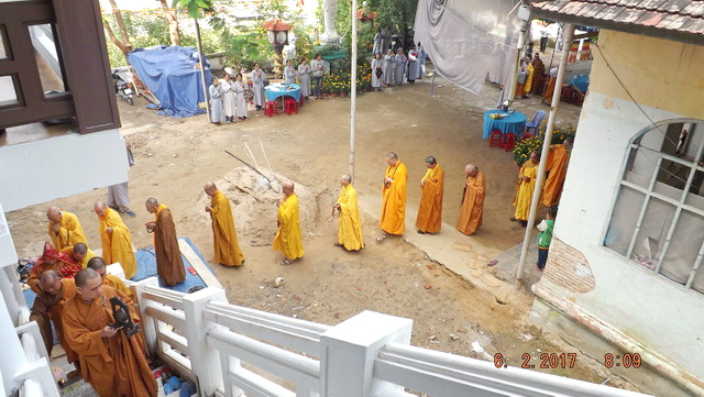 Lễ an vị tôn tượng Đức Bổn sư tại chùa Linh Sơn Pháp Ấn.