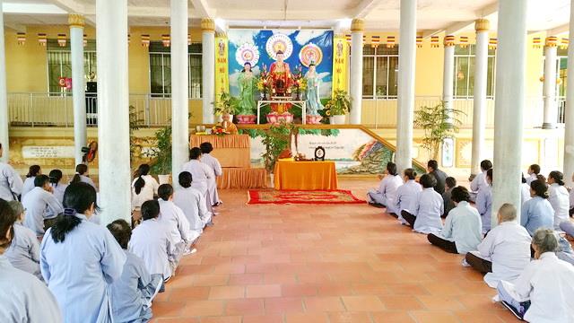 Chùa Lộc Thọ khai khóa tu Bát quan trai đầu năm