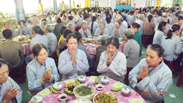 Lễ an vị tôn tượng Đức Bổn sư tại chùa Linh Sơn Pháp Ấn.