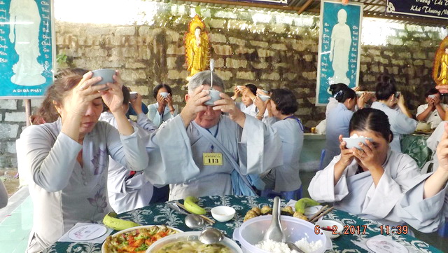 Lễ an vị tôn tượng Đức Bổn sư tại chùa Linh Sơn Pháp Ấn.