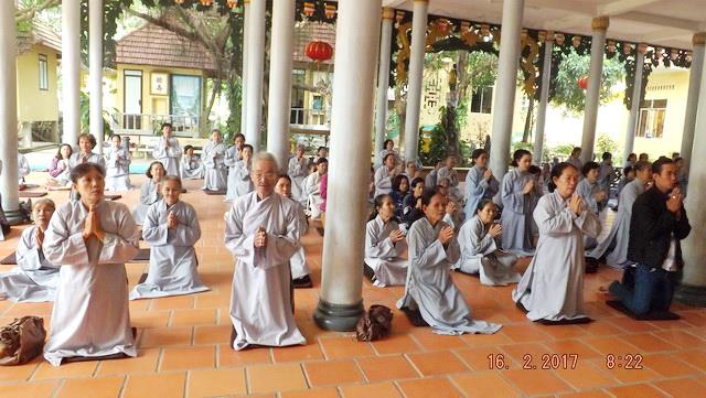 Chùa Lộc Thọ khai khóa tu Bát quan trai đầu năm