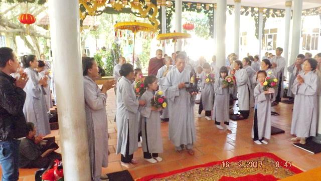 Chùa Lộc Thọ khai khóa tu Bát quan trai đầu năm
