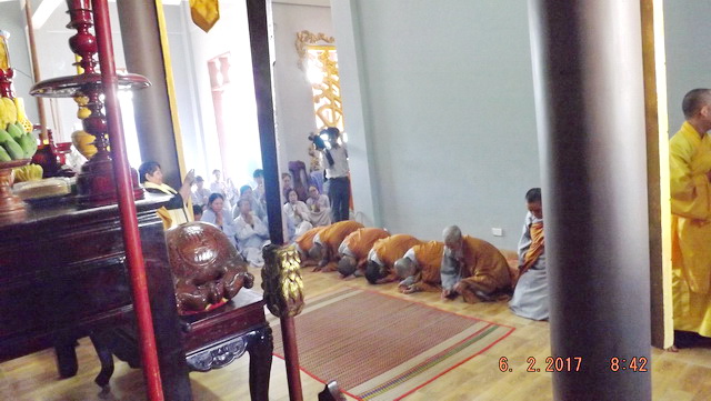 Lễ an vị tôn tượng Đức Bổn sư tại chùa Linh Sơn Pháp Ấn.