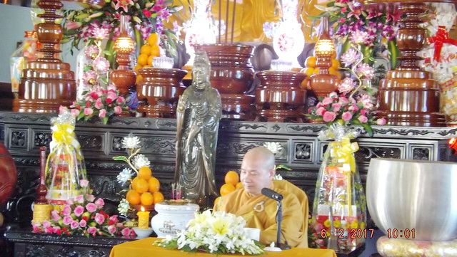 Lễ an vị tôn tượng Đức Bổn sư tại chùa Linh Sơn Pháp Ấn.