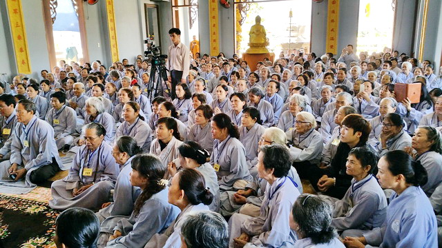 Lễ an vị tôn tượng Đức Bổn sư tại chùa Linh Sơn Pháp Ấn.