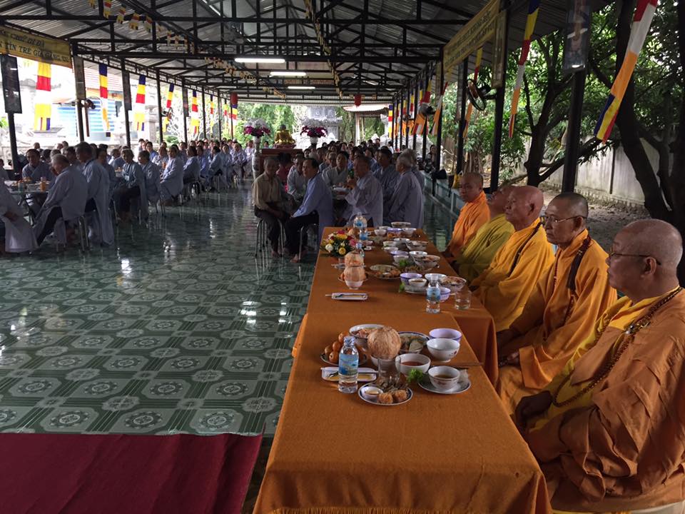 Khánh Hòa: Chùa Sắc tứ Minh Thiện Tổng kết Khóa tu Niệm Phật - Một Ngày An Lạc năm 2016