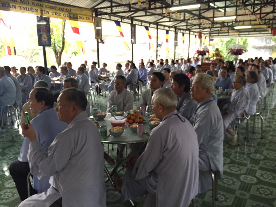 Khánh Hòa: Chùa Sắc tứ Minh Thiện Tổng kết Khóa tu Niệm Phật - Một Ngày An Lạc năm 2016