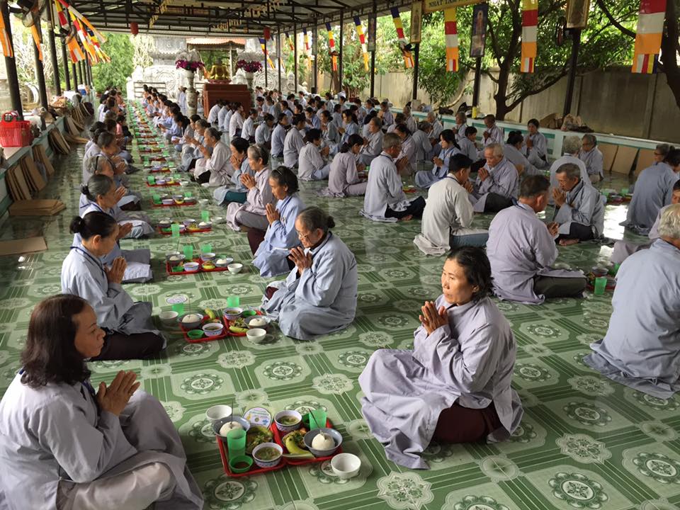 Khánh Hòa: Chùa Sắc tứ Minh Thiện Tổng kết Khóa tu Niệm Phật - Một Ngày An Lạc năm 2016