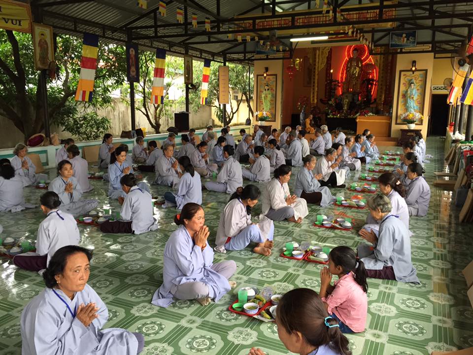 Khánh Hòa: Chùa Sắc tứ Minh Thiện Tổng kết Khóa tu Niệm Phật - Một Ngày An Lạc năm 2016