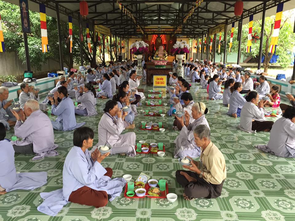 Khánh Hòa: Chùa Sắc tứ Minh Thiện Tổng kết Khóa tu Niệm Phật - Một Ngày An Lạc năm 2016