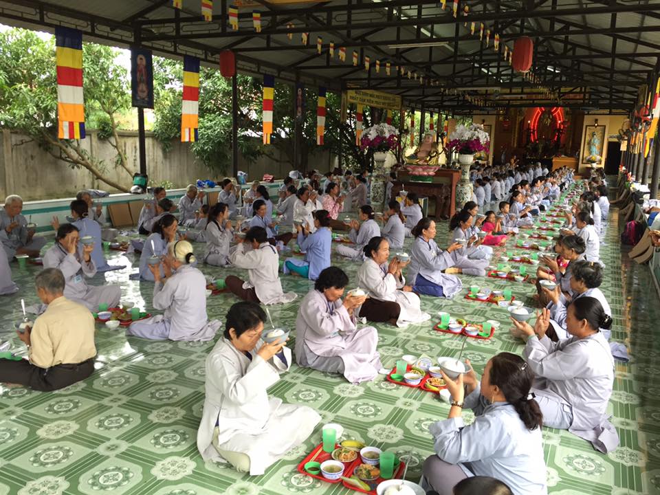 Khánh Hòa: Chùa Sắc tứ Minh Thiện Tổng kết Khóa tu Niệm Phật - Một Ngày An Lạc năm 2016