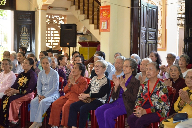 Khánh Hòa: Chùa Linh Thứu Mừng thọ 160 Phật tử cao tuổi