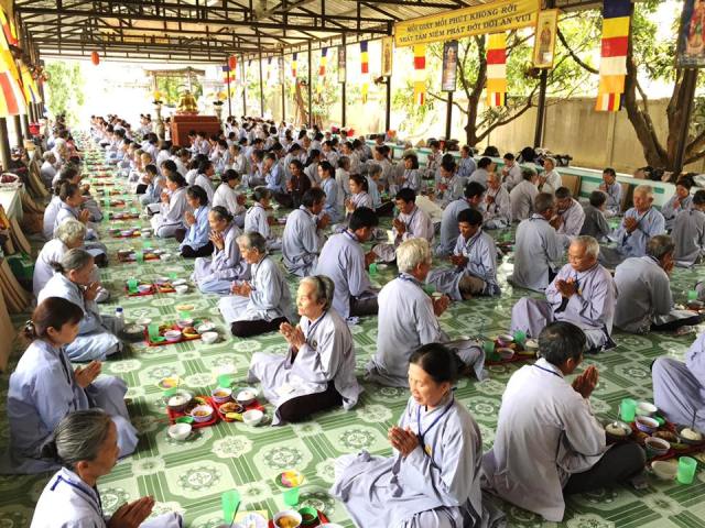 Khánh Hòa: Khóa tu Niệm Phật Một Ngày An Lạc lần thứ 83 tại chùa Sắc Tứ Minh Thiện