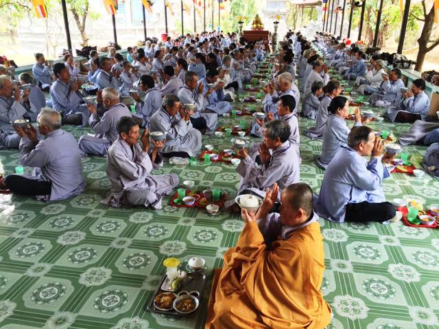 Khánh Hòa: Khóa tu Niệm Phật Một Ngày An Lạc lần thứ 83 tại chùa Sắc Tứ Minh Thiện