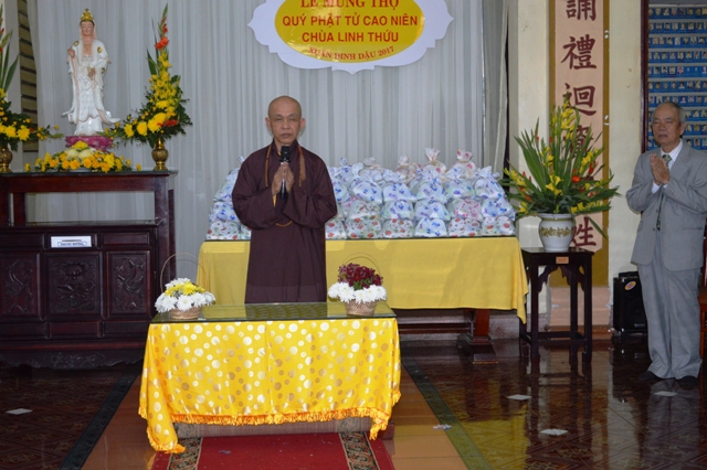 Khánh Hòa: Chùa Linh Thứu Mừng thọ 160 Phật tử cao tuổi