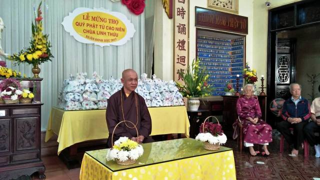 Khánh Hòa: Chùa Linh Thứu Mừng thọ 160 Phật tử cao tuổi