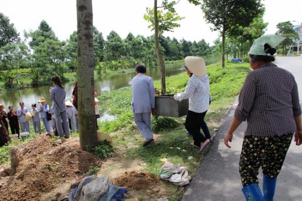 Phát cơm chay từ thiện và phóng sanh tại Nga Sơn