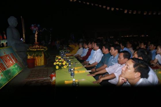 Phật giáo Tĩnh Gia tổ chức đêm văn nghệ,hoa đăng kính mừng Phật đản