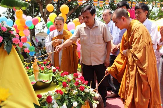 Chùa Đống Cao tổ chức Phật đản
