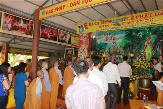 Phật giáo Thiệu Hóa kính mừng Phật đản (PL. 2561)