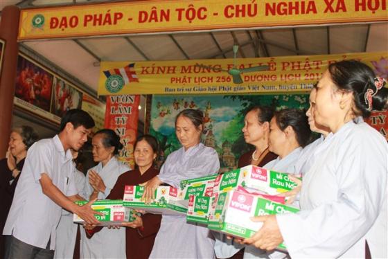 Phật giáo Thiệu Hóa kính mừng Phật đản (PL. 2561)