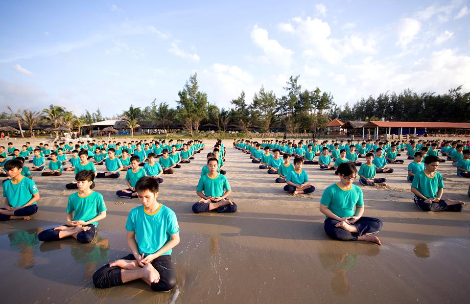 BRVT: Chuyến đi dã ngoại tại Bãi tắm Paradise của các khóa sinh ở Thiền Tôn Phật Quang