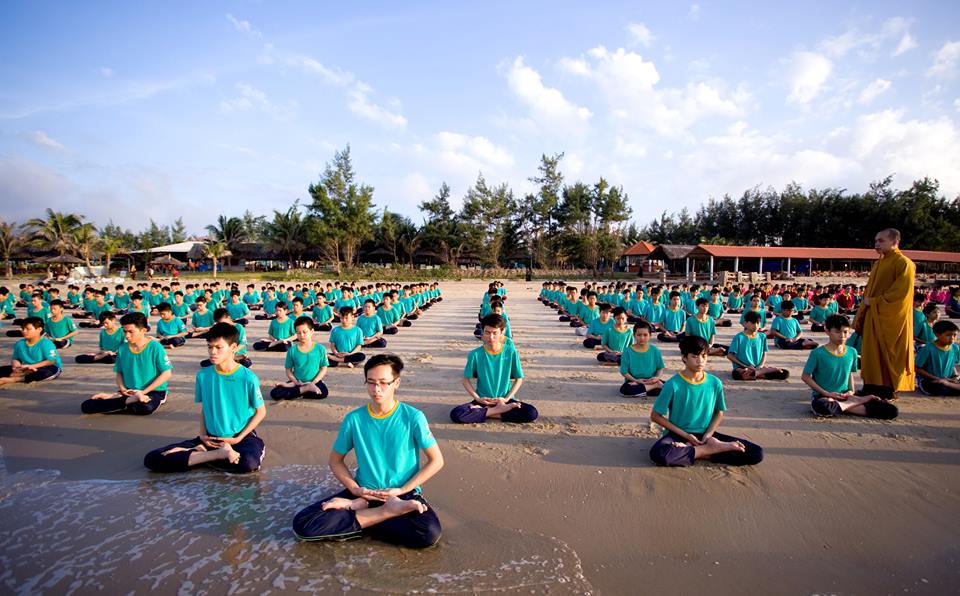 BRVT: Chuyến đi dã ngoại tại Bãi tắm Paradise của các khóa sinh ở Thiền Tôn Phật Quang