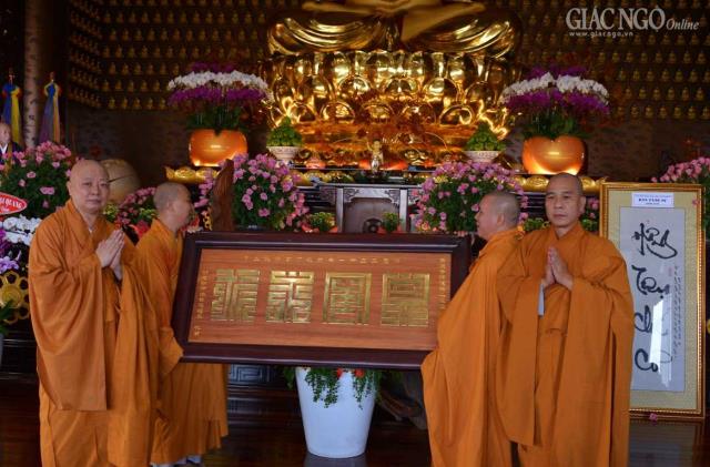 Bổ nhiệm TT. Thích Lệ Trang trú trì chùa Huê Nghiêm