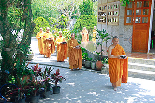 Ngày sinh hoạt đầu tiên Khóa (Sống chung Tu học )lần 5
