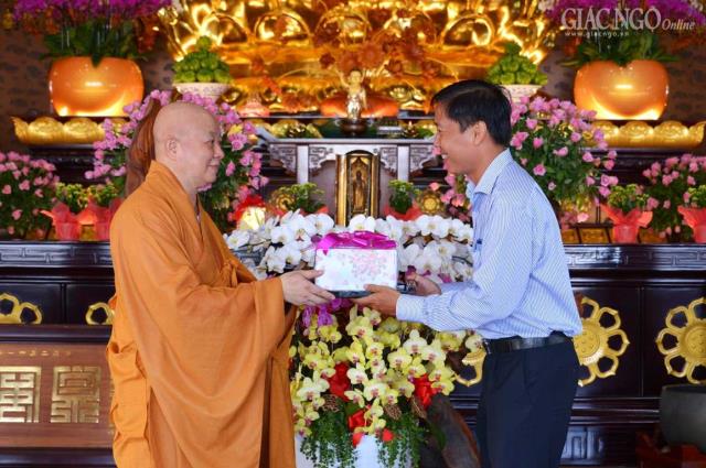 Bổ nhiệm TT. Thích Lệ Trang trú trì chùa Huê Nghiêm
