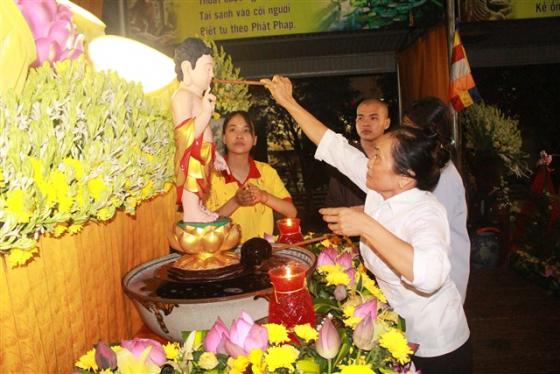 Đêm văn nghệ đón mừng Phật đản tại chùa Vạn Linh - Quảng Xương