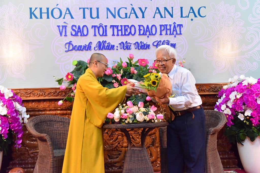 Chùa Giác Ngộ: Khóa tu ngày an lạc lần thứ 19