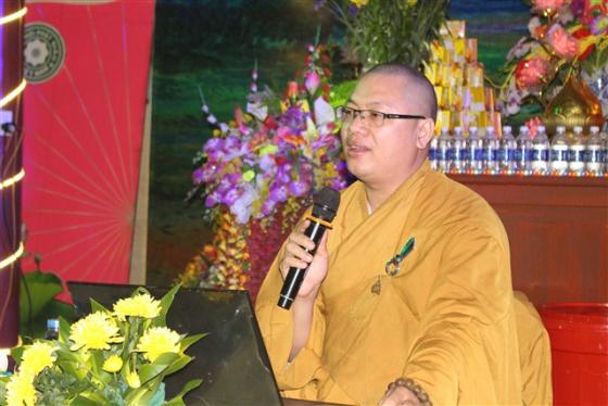 Đêm hoa đăng cầu nguyện hòa bình tại chùa Thiên Phúc - Yên Định