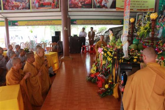 Phật giáo Thiệu Hóa kính mừng Phật đản (PL. 2561)