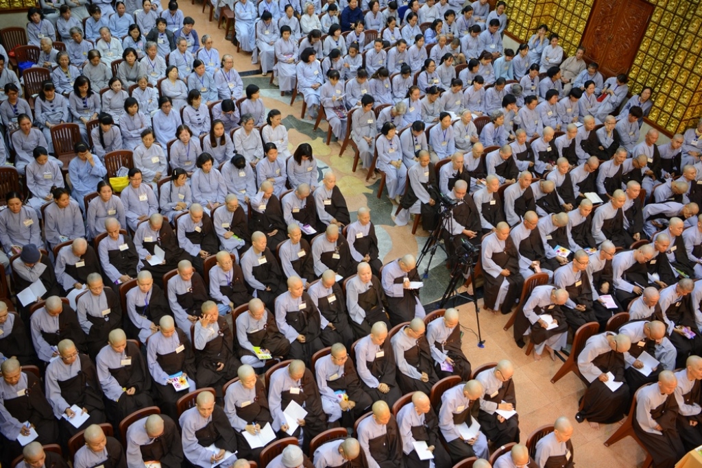 Dấu ấn ngày đầu tại khóa tu xuất gia II và khóa tu an lạc 18