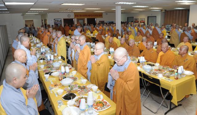 Khóa An cư kiết hạ năm 2017 Tại Niệm Phật đường Fremont, California, Hoa Kỳ Ngày 22/6/2017