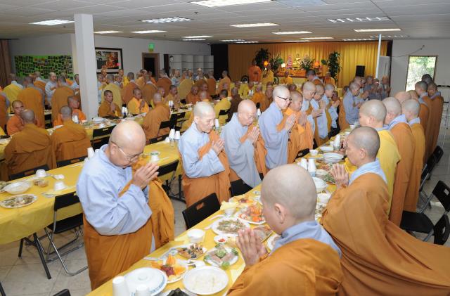Khóa An cư kiết hạ năm 2017 Tại Niệm Phật đường Fremont, California, Hoa Kỳ Ngày 22/6/2017