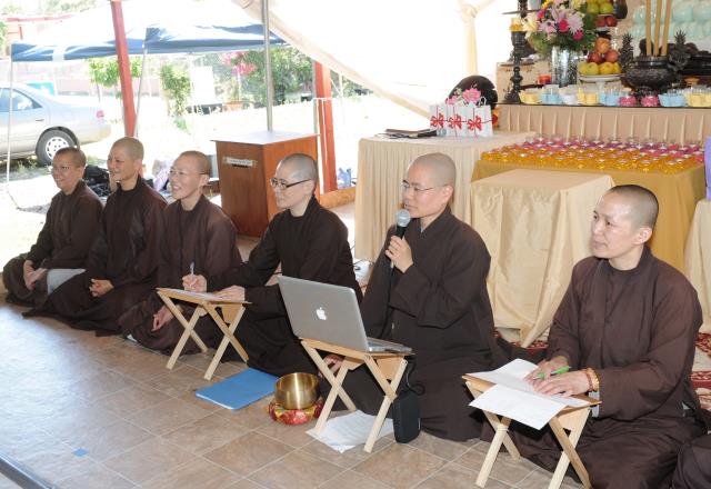 Khóa tu Phật pháp trẻ em hè 2017 tại Tu viện Huyền Không, San Jose