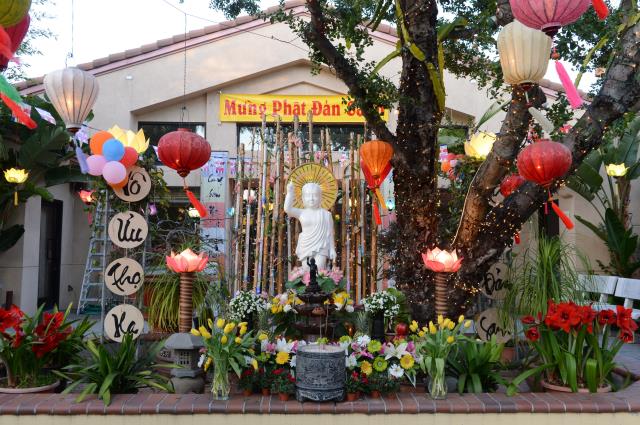 Đại lễ Phật đản PL.2561 tại chùa Đức Viên,San Jose (Hoa Kỳ)
