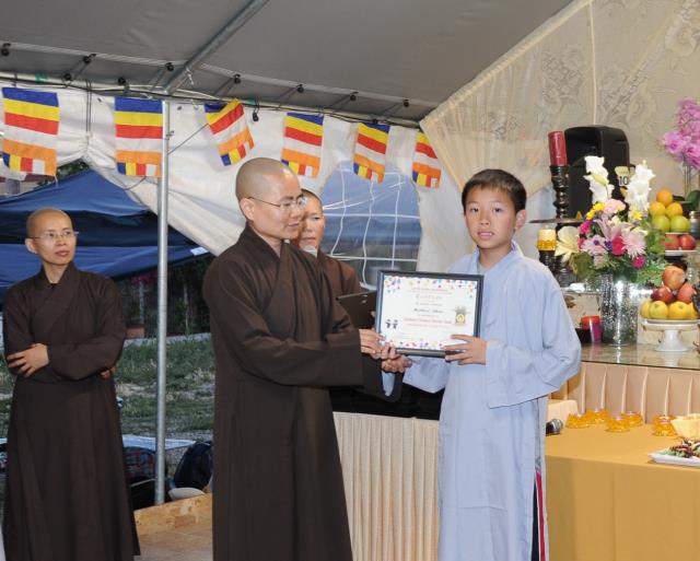 Khóa tu Phật pháp trẻ em hè 2017 tại Tu viện Huyền Không, San Jose
